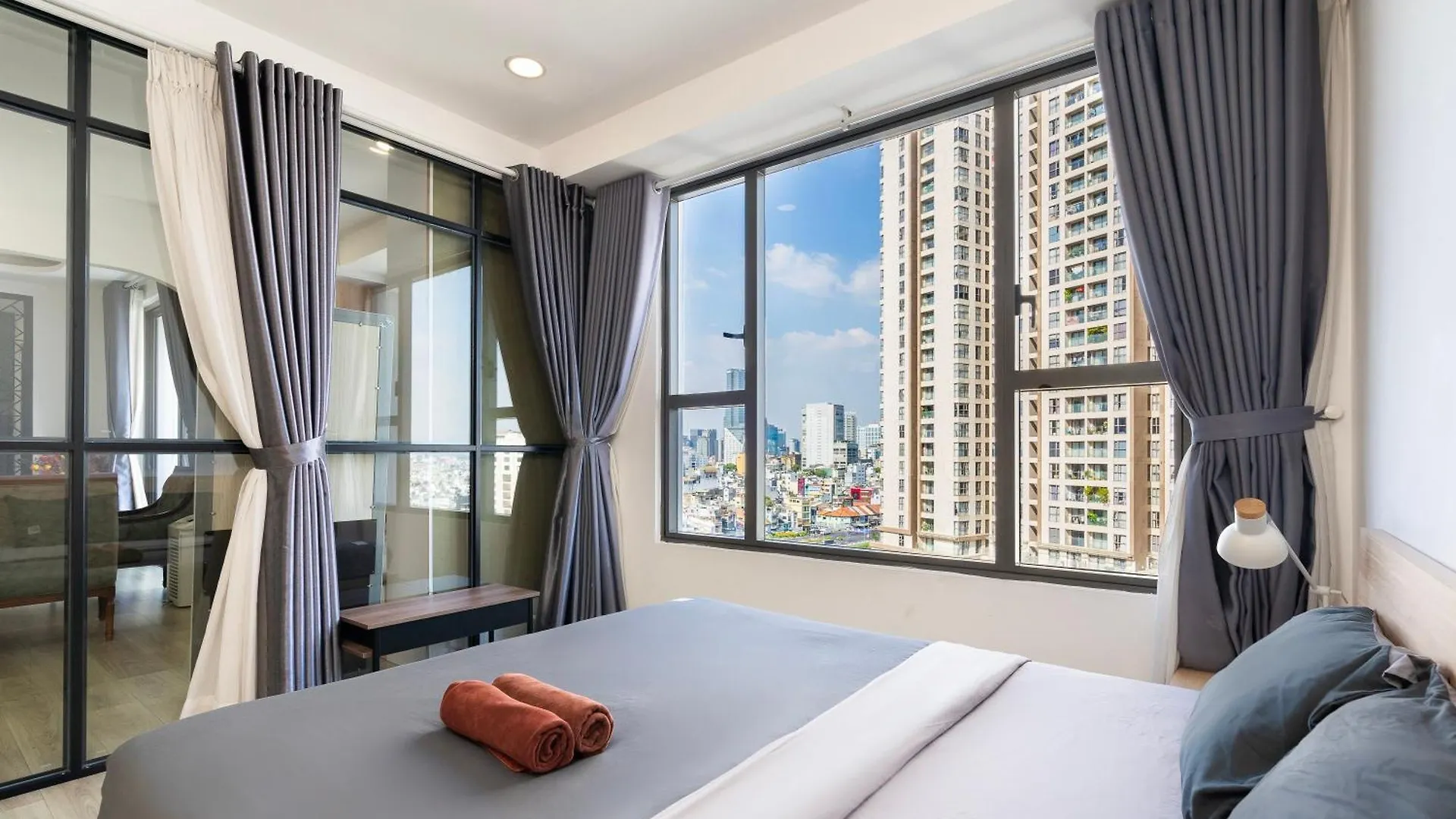 Double E Saigon Apartment Ho Chi Minh City Vietnam